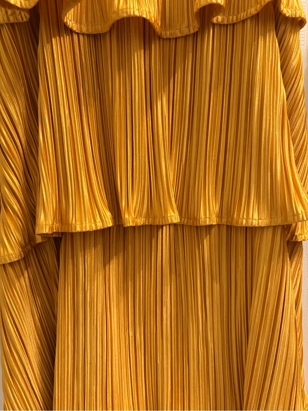 Lulu's Women’s Marigold Tiered Pleated Maxi Wedding Guest Dress Small - Picture 7 of 15